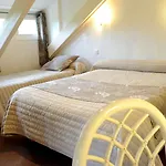 Logis Hotel L'Ayguelade Hotel Bielle