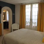 Hotel Logis Hotel L'Ayguelade Bielle