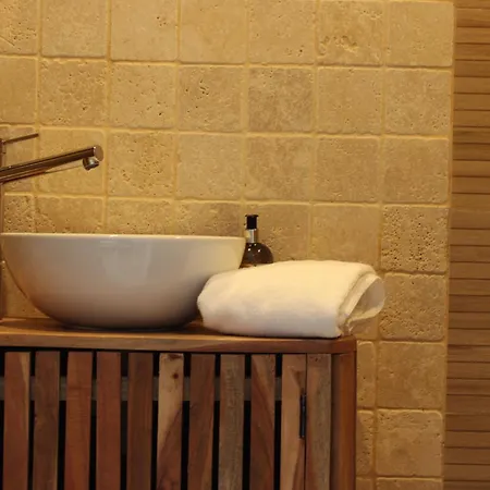 Logis Hotel L'Ayguelade