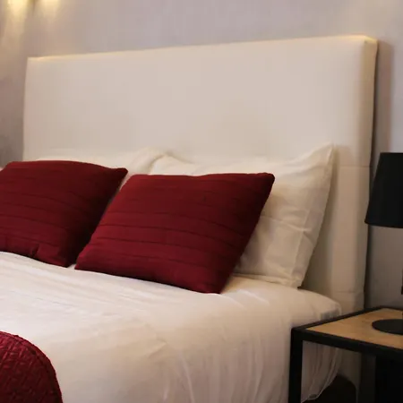 Logis L'ayguelade מלון 3*