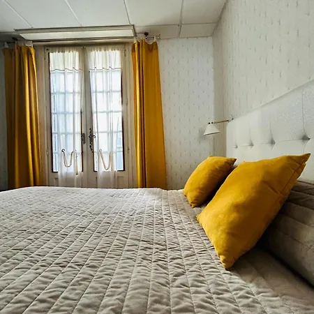 Logis Hotel L'Ayguelade 3*
