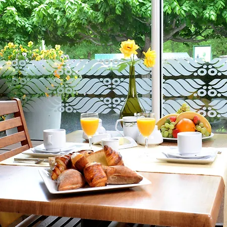 Logis L'ayguelade Hotel Bielle