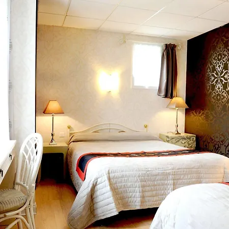Hotel Logis Hotel L'Ayguelade 3*