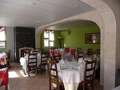 Logis L'ayguelade מלון