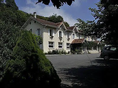 Hotel Logis Hotel L'Ayguelade Bielle