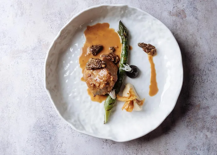 Hotel Logis Hotel L'Ayguelade Bielle