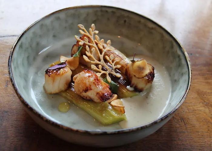 Logis Hotel L'Ayguelade 3* Bielle