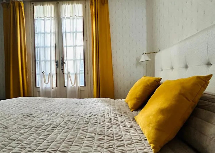 Logis Hotel L'Ayguelade 3*