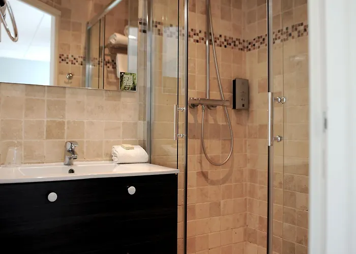 Logis Hotel L'Ayguelade Hotel 3*