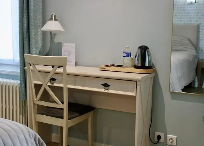 Logis Hotel L'Ayguelade Hotel Bielle