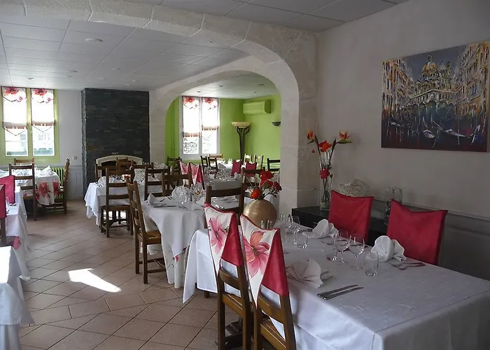 Hotel Logis Hotel L'Ayguelade 3*